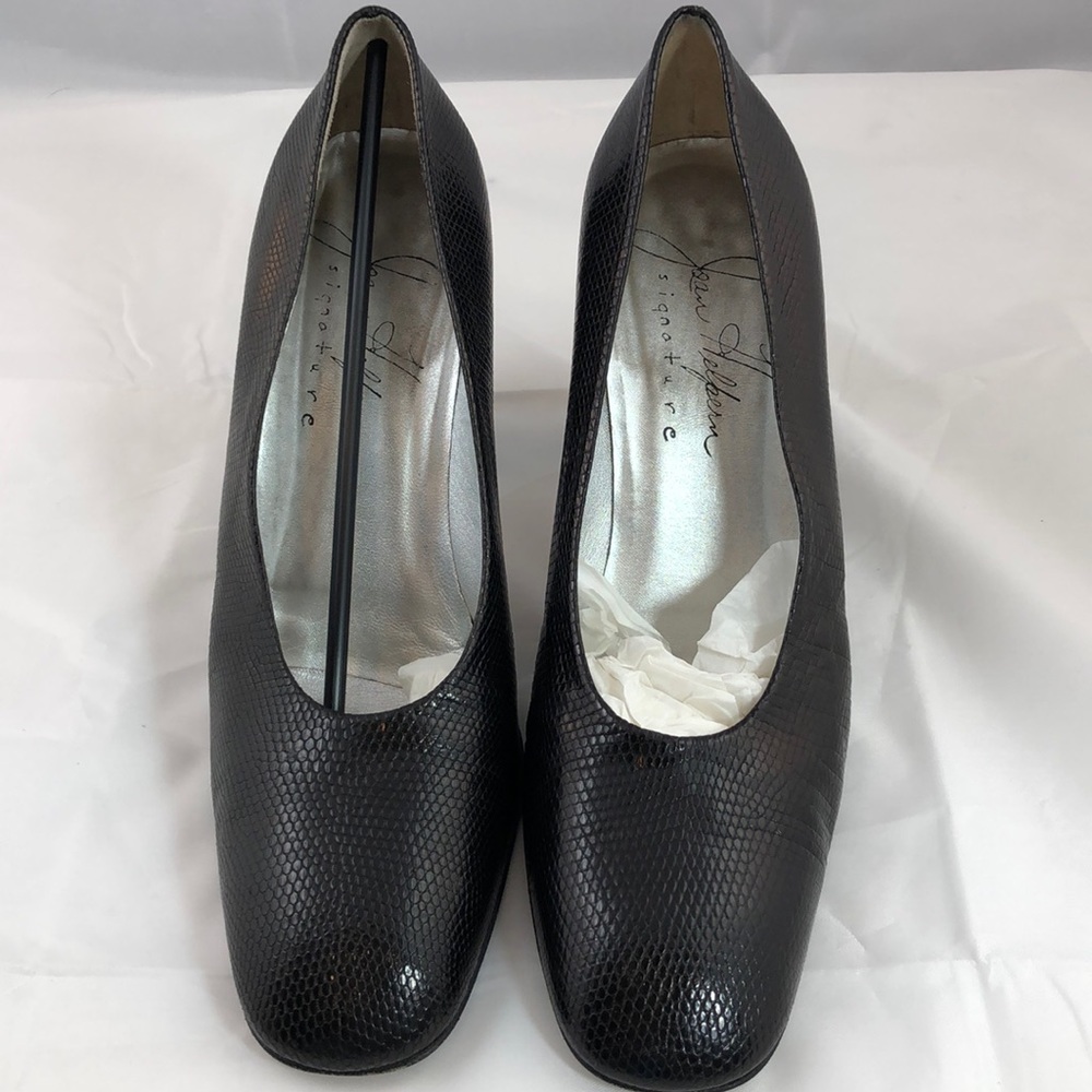 Joan Helpern black genuine lizard high heel
